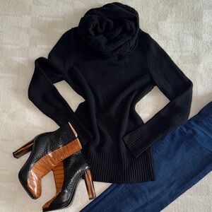 Elegant Black Italian Yarn Banana Republic Women's Sweater